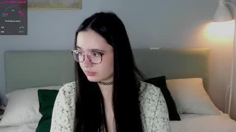 Snapshot of iralascola chatting on 10.24.25 Mia online show from 10.24.25