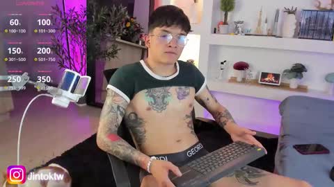 Snapshot of ireliaboy chatting on 02.20.26 ireliaboy online show from 02.20.26