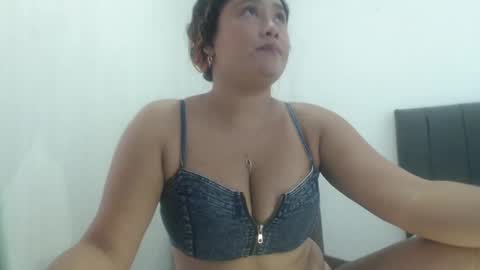 Snapshot of irene_sex69 chatting on 09.09.25 Irene online show from 09.09.25
