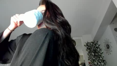 Snapshot of irenevon chatting on 01.17.25 Ir s room online show from 01.17.25