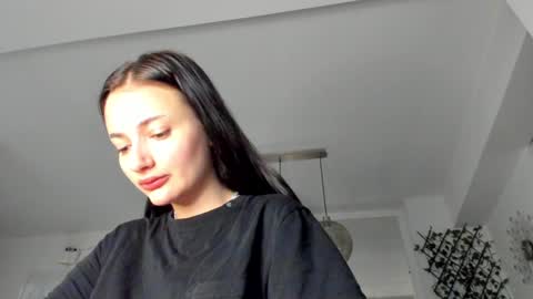 Snapshot of irenevon chatting on 01.21.25 Ir s room online show from 01.21.25