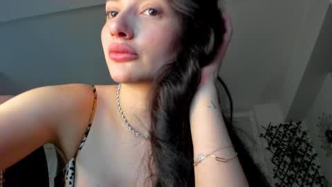 Snapshot of irenevon chatting on 01.27.25 Ir s room online show from 01.27.25