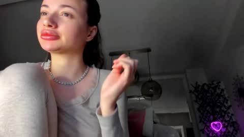 Snapshot of irenevon chatting on 02.12.25 Ir s room online show from 02.12.25