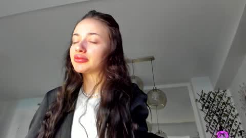 Snapshot of irenevon chatting on 02.23.25 Ir s room online show from 02.23.25