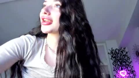 Snapshot of irenevon chatting on 03.07.25 Ir s room online show from 03.07.25