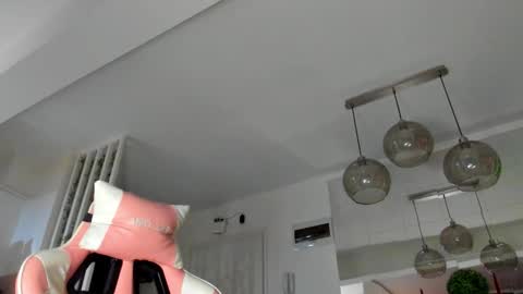 Snapshot of irenevon chatting on 10.21.25 Ir s room online show from 10.21.25
