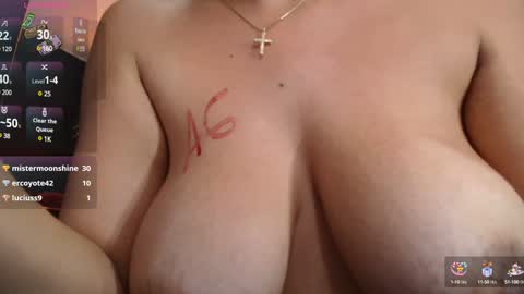 Snapshot of irina_cortez chatting on 12.19.24 Nathaly Cortez online show from 12.19.24