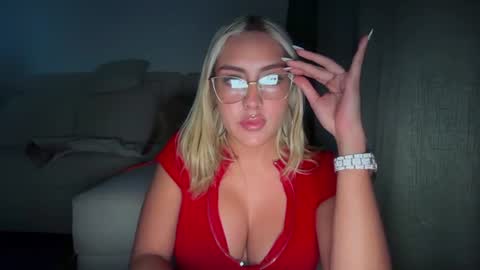 Snapshot of irinanovnahs chatting on 07.23.26 Im Irina online show from 07.23.26