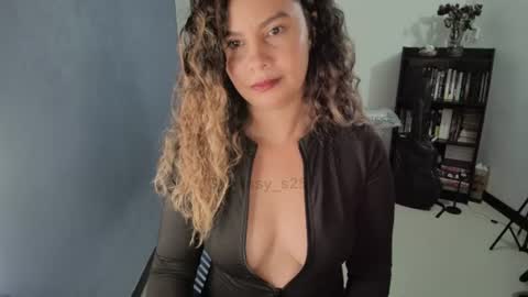 Snapshot of irinastephann chatting on 07.05.26 irina online show from 07.05.26
