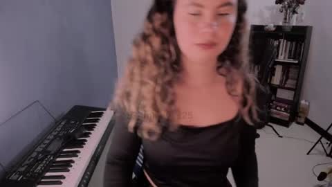 Snapshot of irinastephann chatting on 07.15.26 irina online show from 07.15.26
