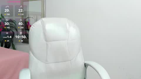 iris8_ online show from 11.19.25