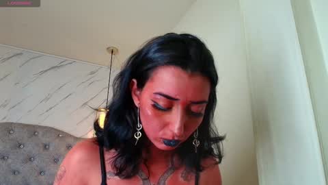 iris_77 online show from 10.10.25