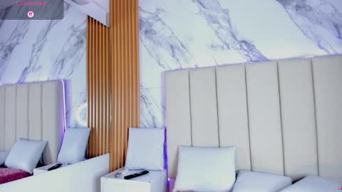 Snapshot of iris_thompson chatting on 02.27.26 Iris online show from 02.27.26