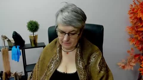 I R I S online show from 01.28.25