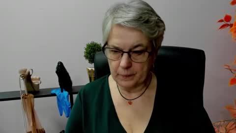 I R I S online show from 02.14.25