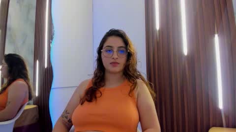 Snapshot of iriscam_lov chatting on 02.10.26 iriscam_lov online show from 02.10.26
