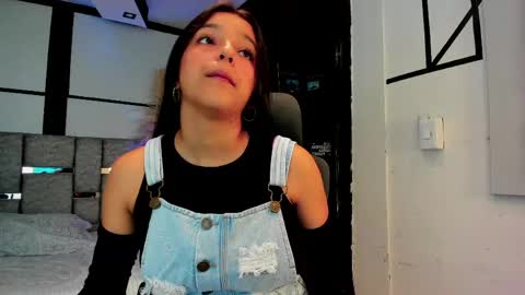 Snapshot of irisfyre chatting on 05.22.26 Iris Fyre online show from 05.22.26