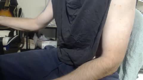 Snapshot of irishdude2483 chatting on 11.25.25 Irishdude2483 online show from 11.25.25