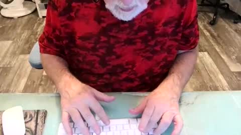 Irishdudelove online show from 12.04.25