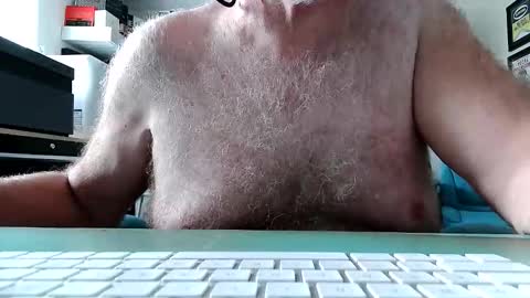 Snapshot of irishdudeloveoib chatting on 06.10.26 Irishdudelove online show from 06.10.26