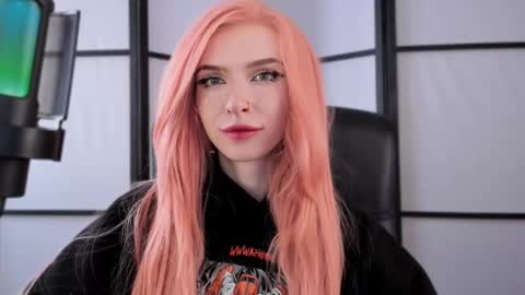 Miss Iris Fansly Miss Iris new inst.  online show from 02.24.25