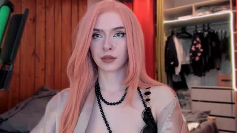 Miss Iris Fansly Miss Iris new inst.  online show from 03.09.25