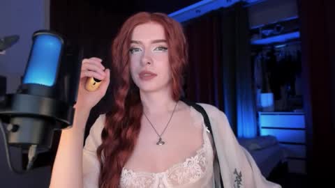 Miss Iris Fansly Miss Iris new inst.  online show from 09.25.25