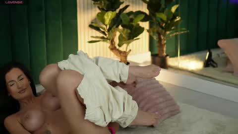 Maria online show from 09.12.25