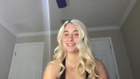 Irispink1 online show from 12.21.25