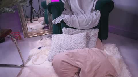 Maria online show from 12.31.24