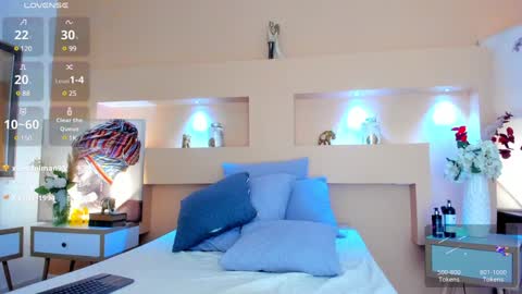 Snapshot of iriss_1 chatting on 01.14.25 Iriss online show from 01.14.25