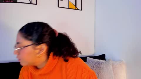 Snapshot of iriss_25 chatting on 09.29.25 iris online show from 09.29.25