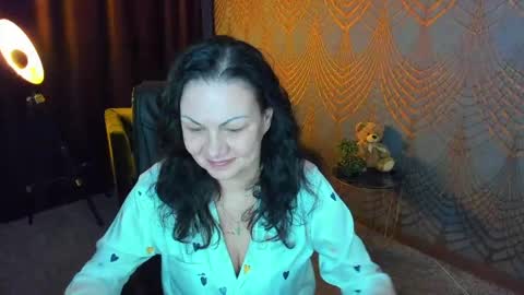 Iris online show from 04.16.26