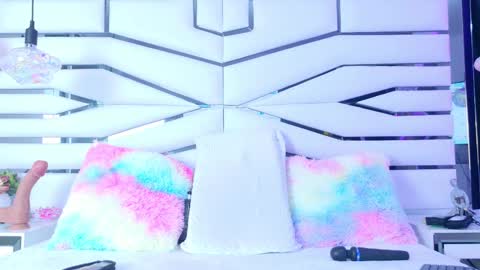 Snapshot of irissross chatting on 03.03.25 Iris online show from 03.03.25