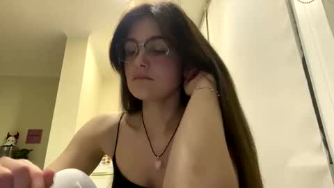 Snapshot of irisss31 chatting on 05.12.26 irisss31 online show from 05.12.26