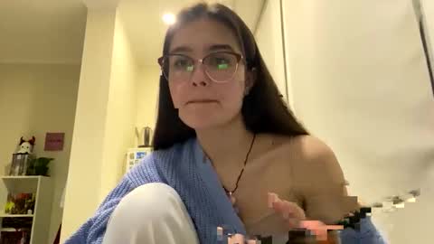 Snapshot of irisss31 chatting on 05.13.26 irisss31 online show from 05.13.26