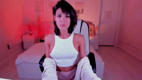 Snapshot of irma_dust chatting on 09.19.25  IRMA  FOLLOW ME  online show from 09.19.25