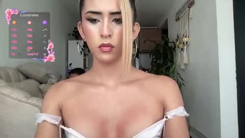 Snapshot of isa__fox_1 chatting on 05.01.26 Isabella online show from 05.01.26