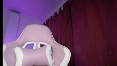 Isabella  online show from 11.26.25