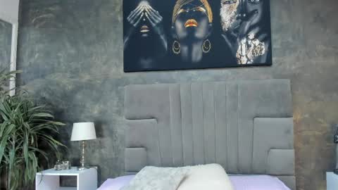 Isa Lancaster online show from 04.17.26