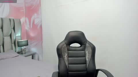    online show from 02.09.25