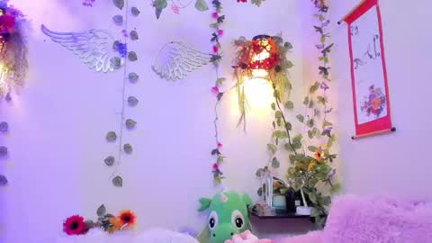 Isabella        online show from 01.25.25