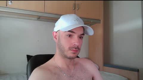 Snapshot of isaac99c chatting on 07.11.26 Isaac99c online show from 07.11.26