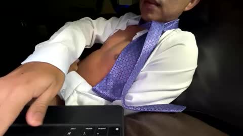 isaac_akamu online show from 01.13.26