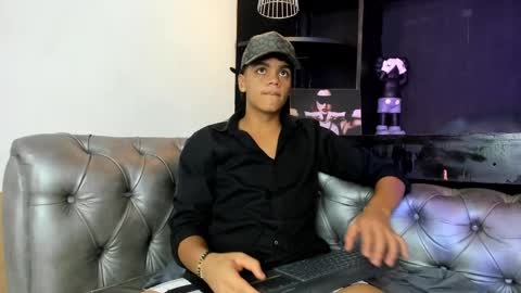 Isaac  online show from 11.21.25