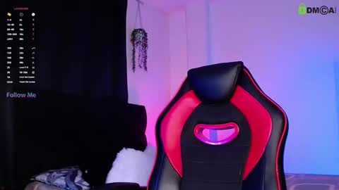 Isaac Saenz. online show from 10.26.25