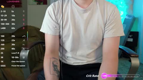 Snapshot of isaac_sheffield chatting on 09.19.25 isaac online show from 09.19.25