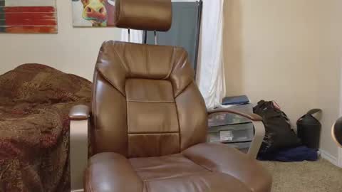 isaac online show from 11.10.25