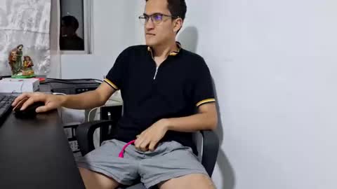 Isaac online show from 11.13.25