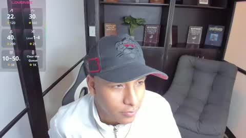 Snapshot of isaacblack_ chatting on 10.21.25 IsaacBlack online show from 10.21.25